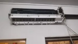 Ac clining by water